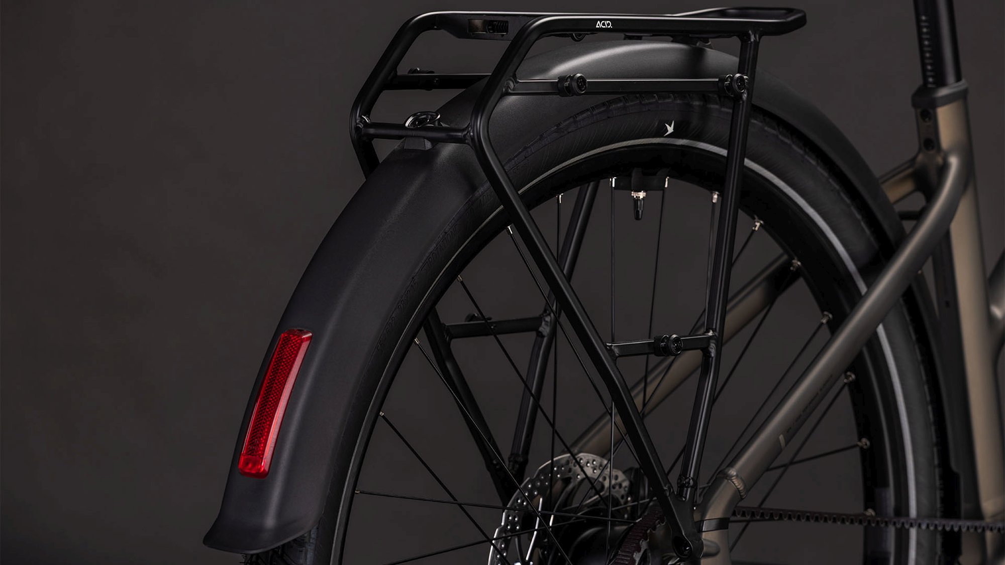 TOURING HYBRID COMFORT SLX 800 CHARCOAL/CHROME