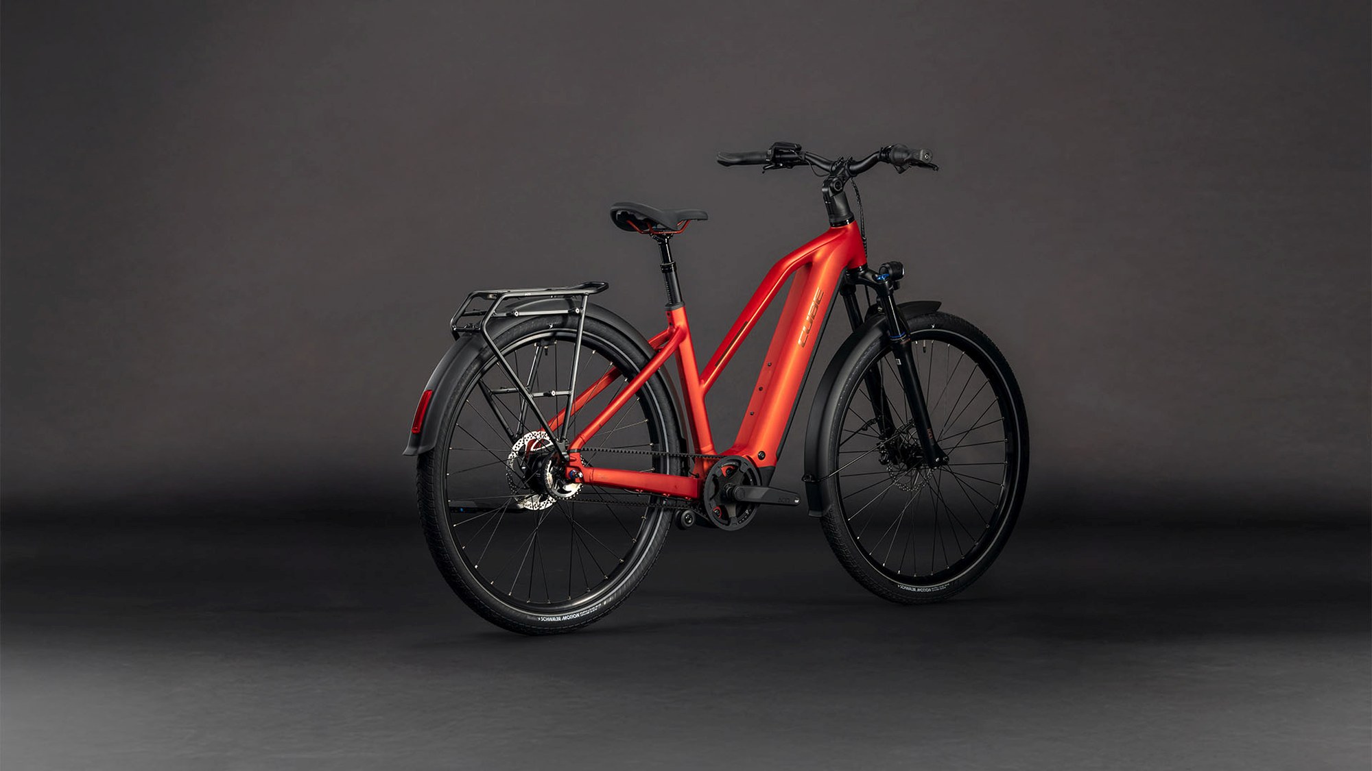 TOURING HYBRID COMFORT SLX 800 CHILLI/CHROME