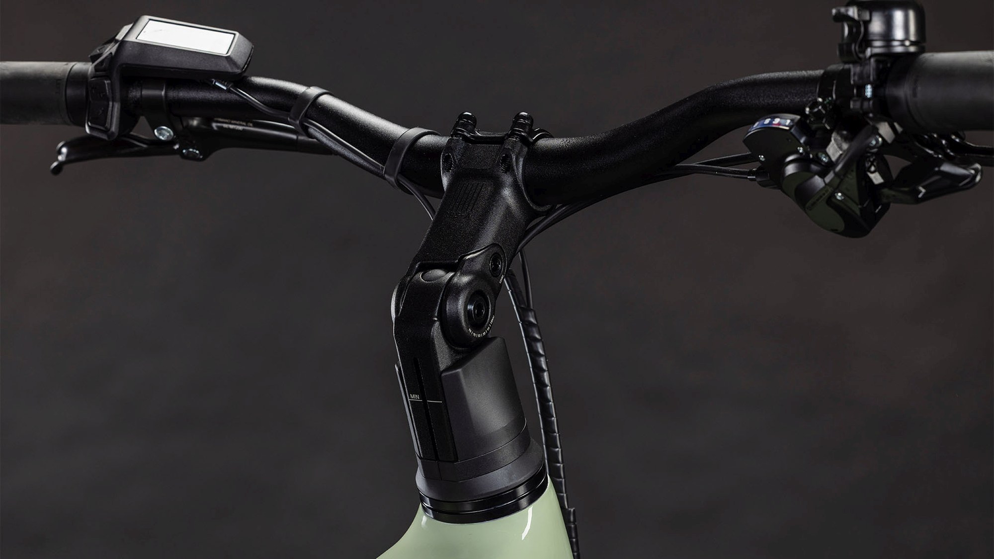 KATHMANDU HYBRID ONE 800 PEA/GREEN