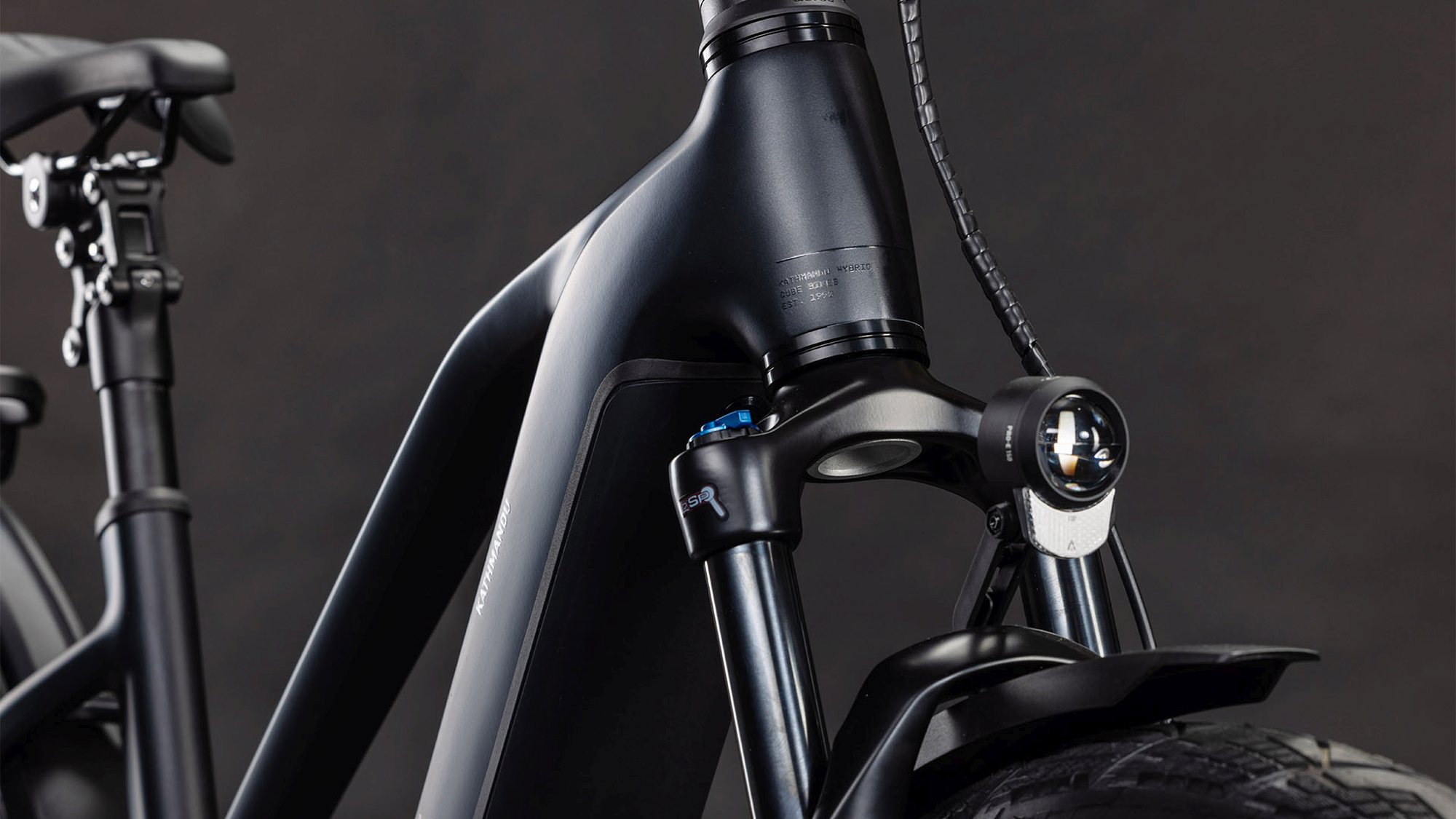 KATHMANDU HYBRID PRO 800 COAL/BLACK