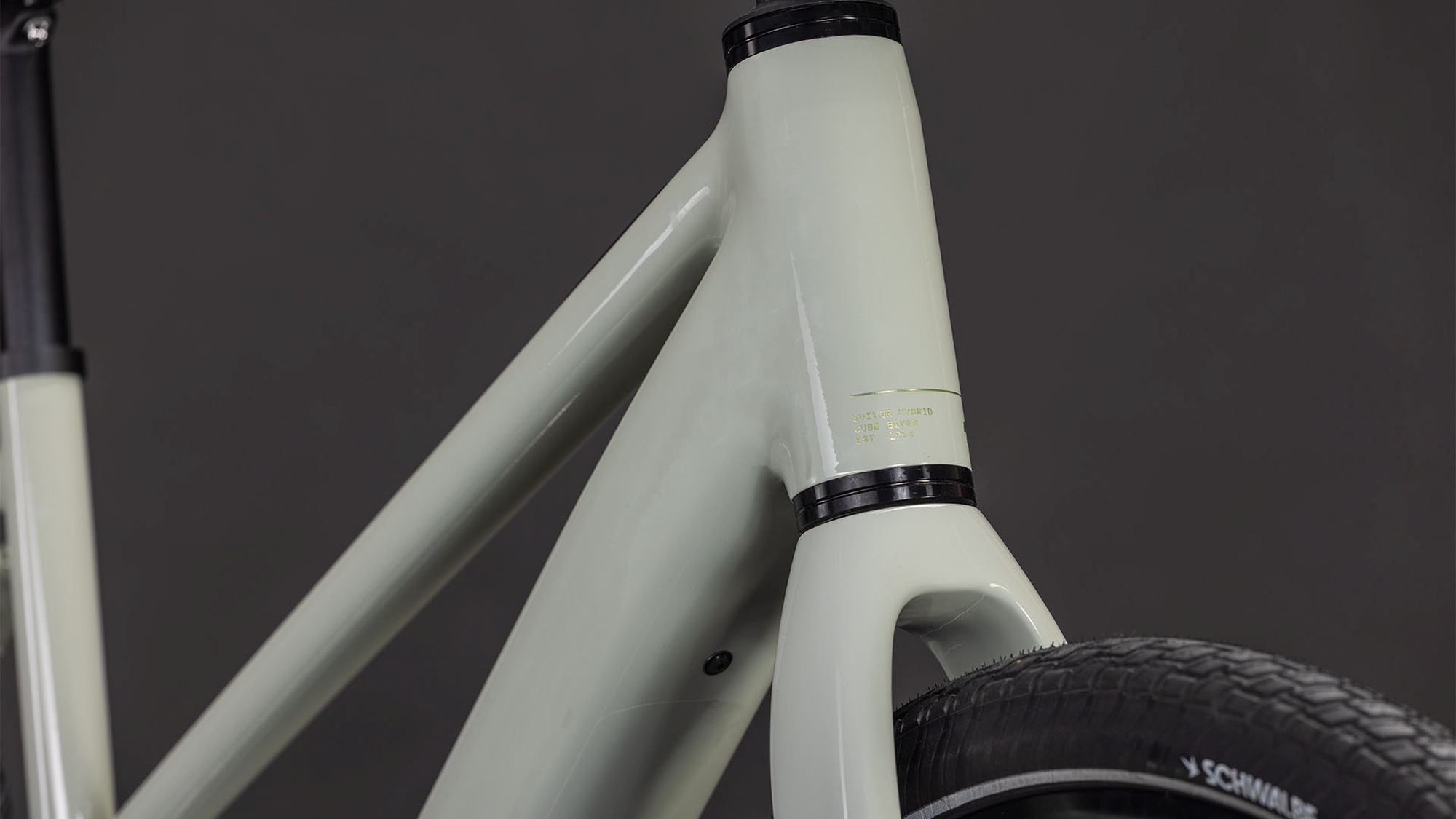 EDITOR HYBRID SLX 400X REEDBEIGE/CHROME