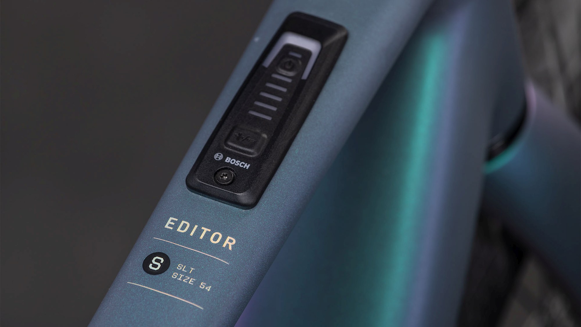 EDITOR HYBRID SLT 400X SMARAGDGREY/PRISM