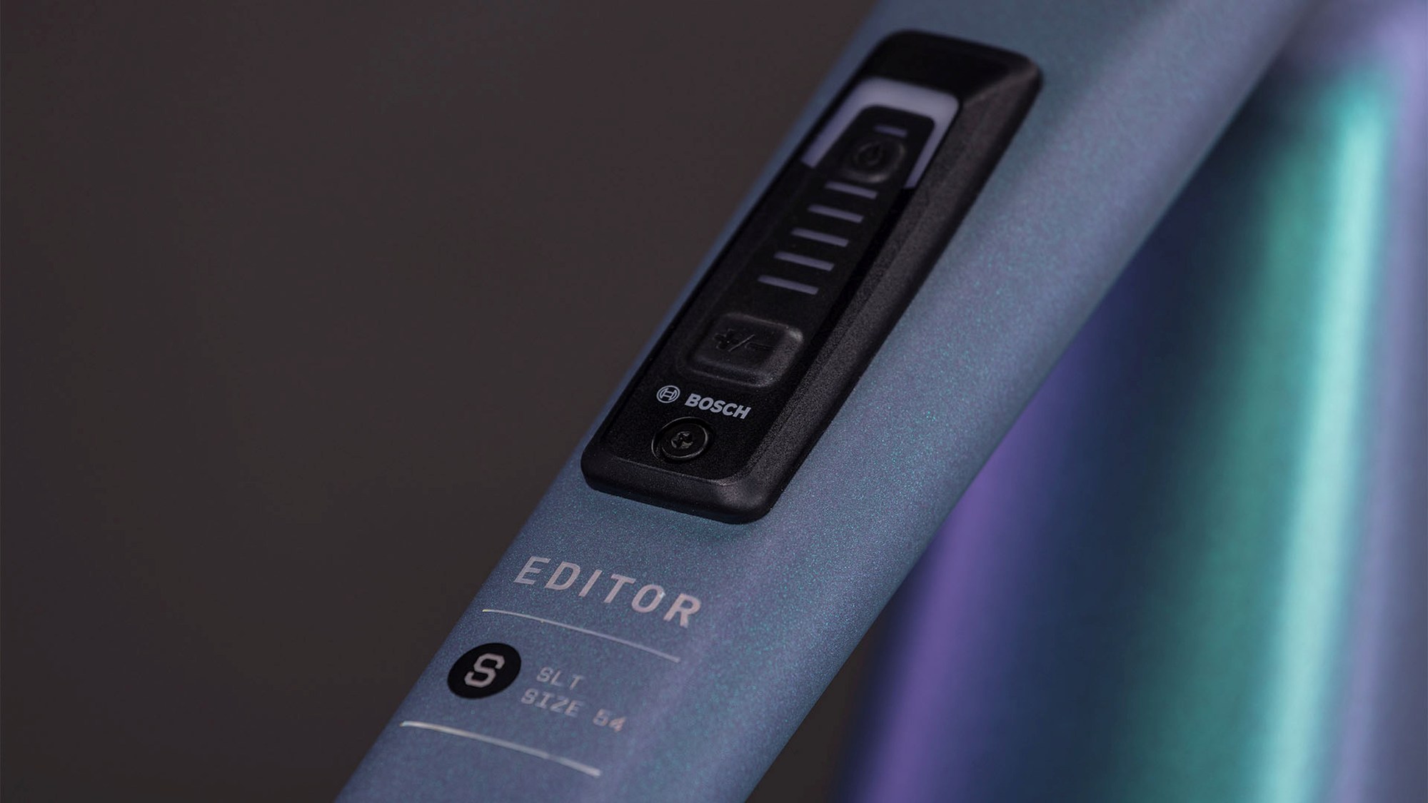 EDITOR HYBRID SLT 400X FE SMARAGDGREY/PRISM