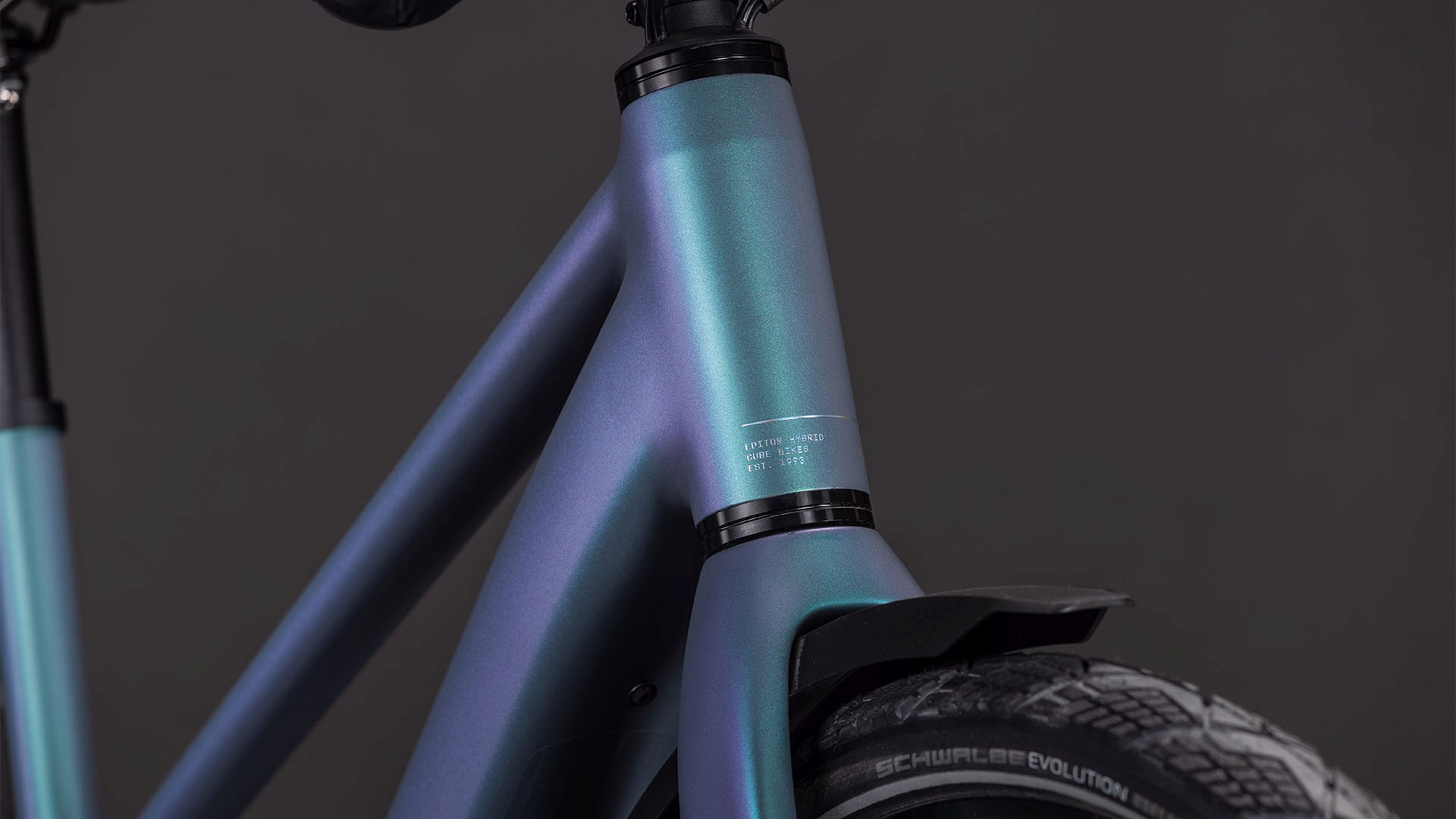 EDITOR HYBRID SLT 400X FE SMARAGDGREY/PRISM