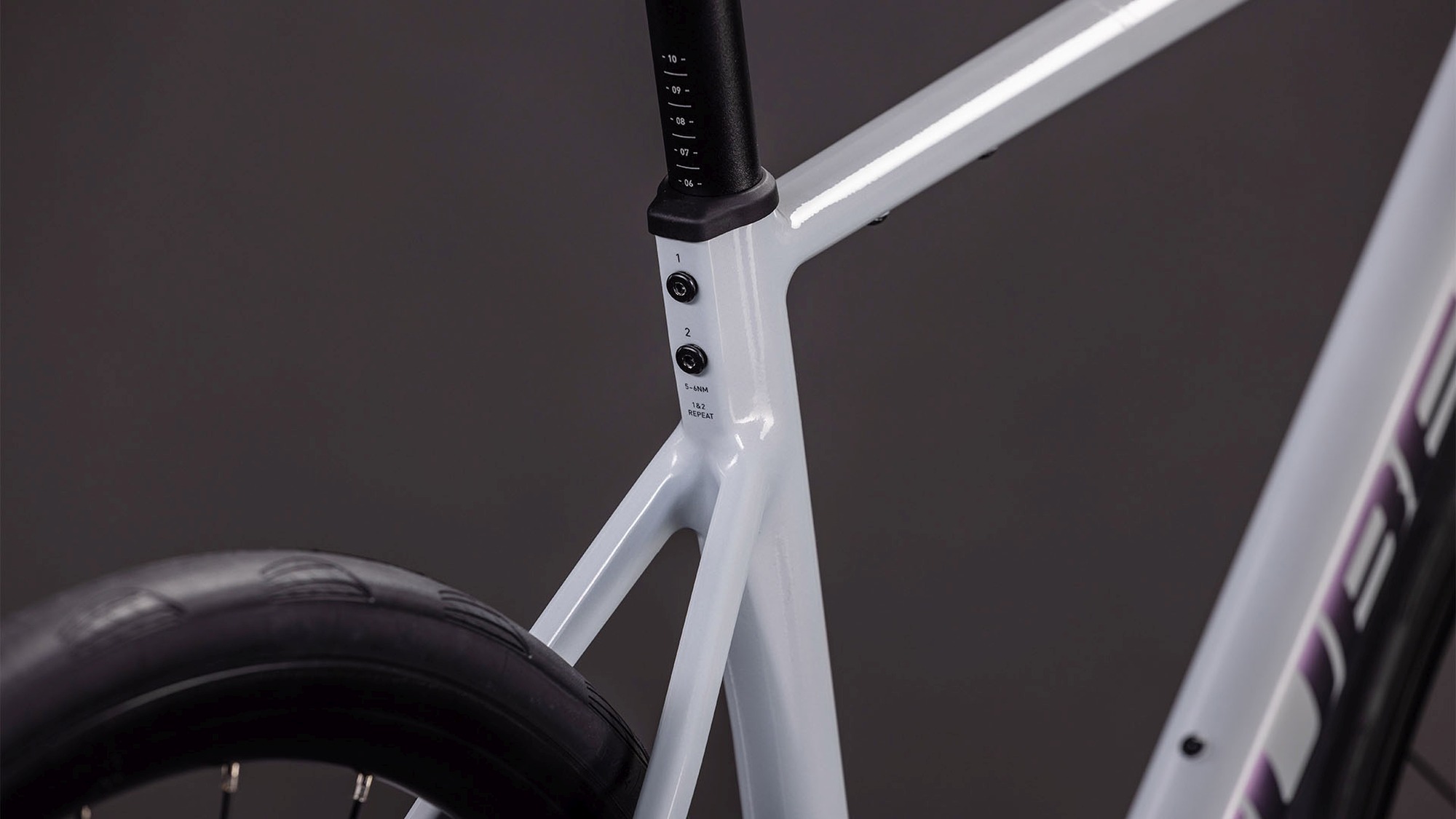 ATTAIN RACE FOGGREY/SHIFT