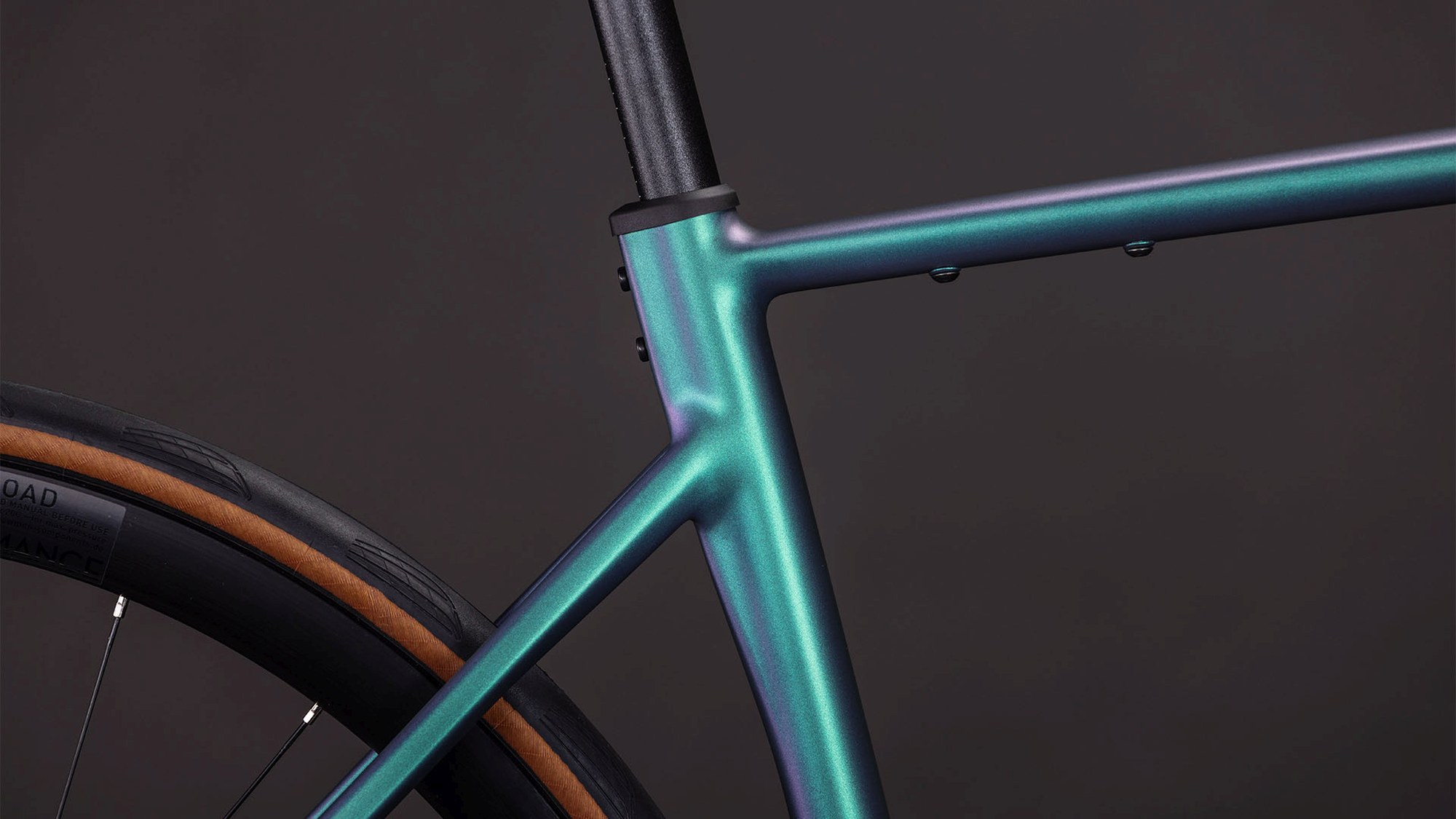 ATTAIN SLX SMARAGDGREY/PRISM