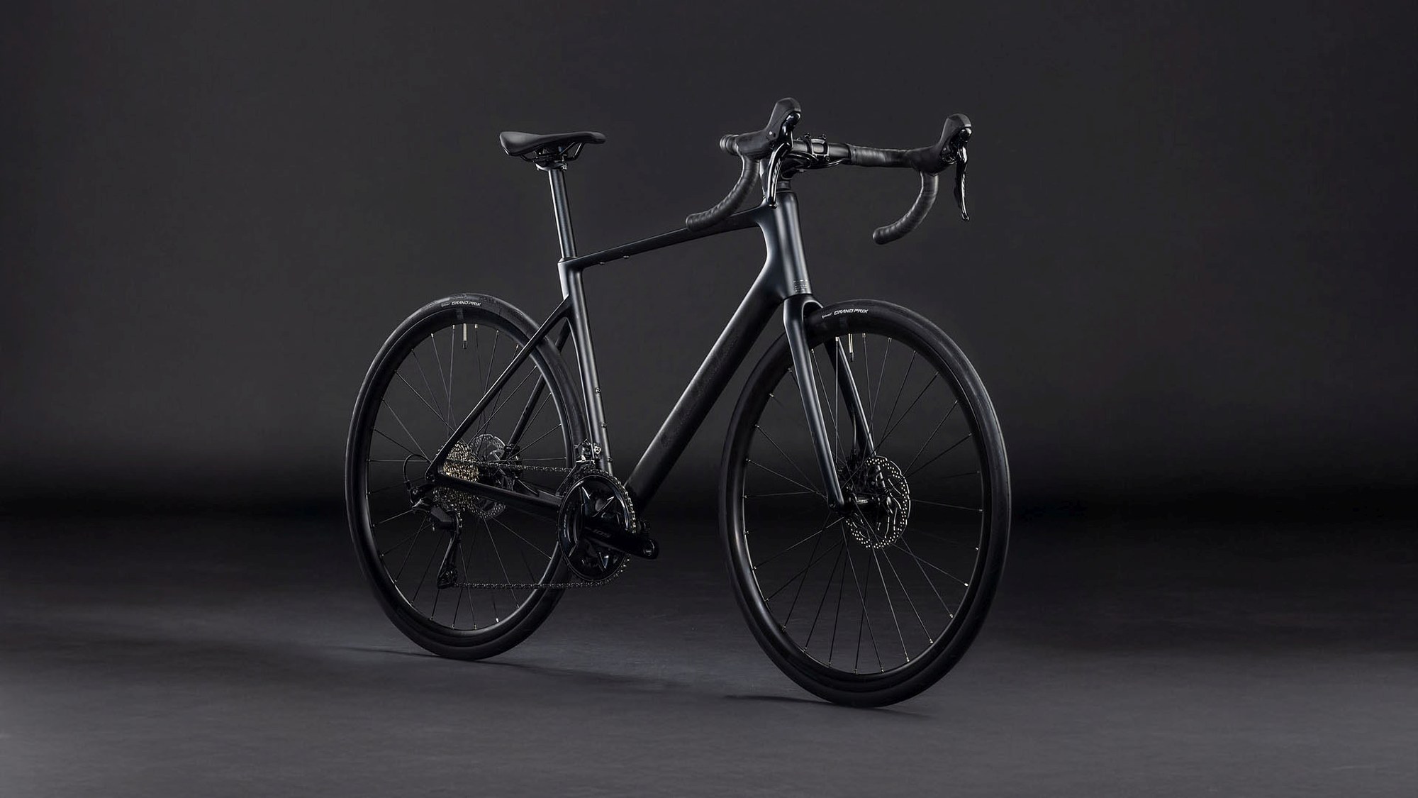ATTAIN C:62 RACE BLACKLINE