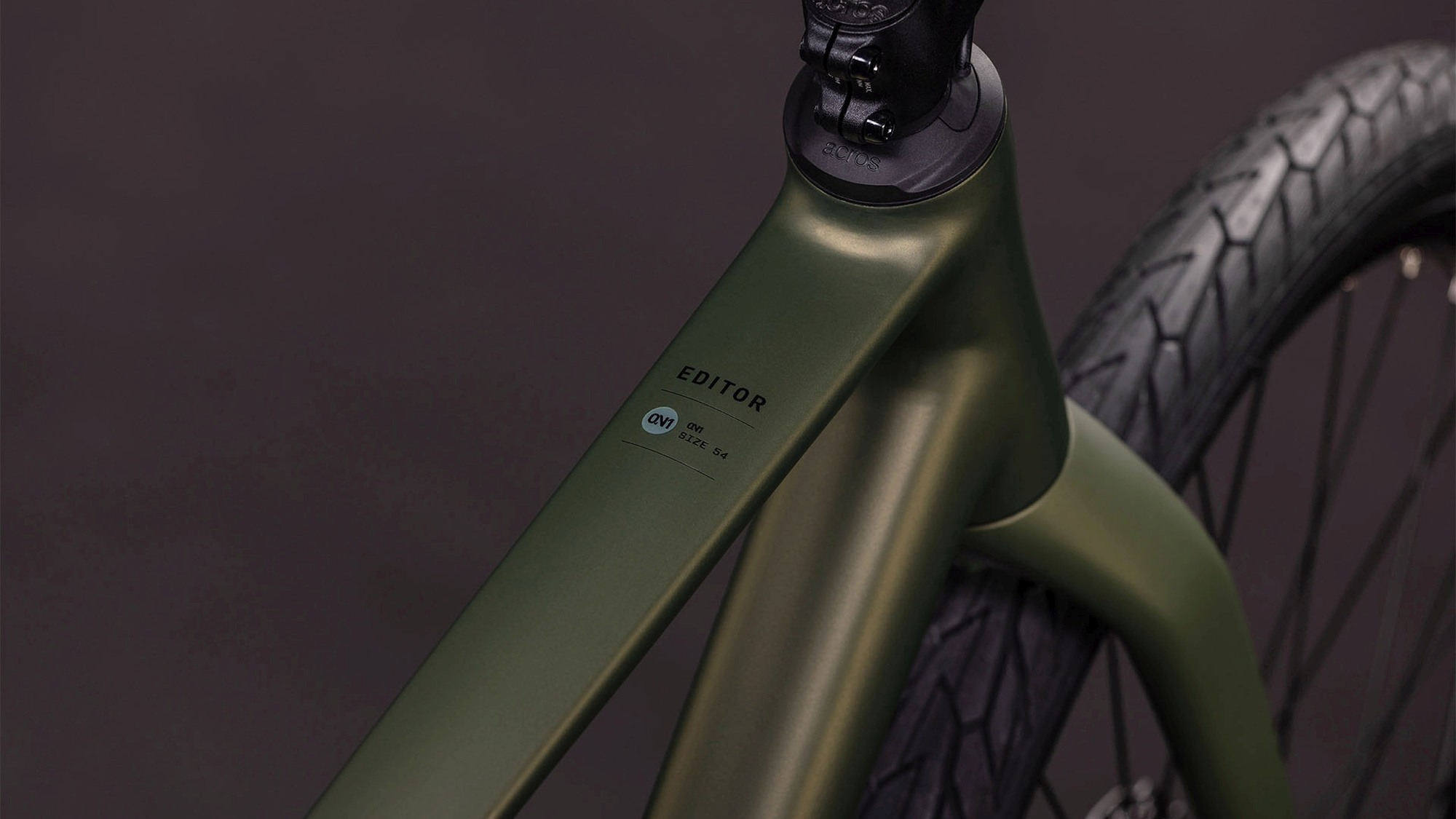 EDITOR ONE REEDGREEN/BLACK