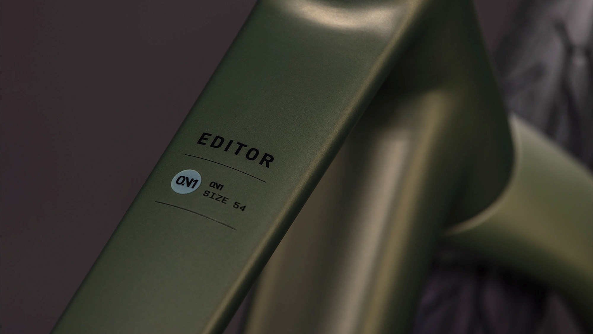 EDITOR ONE REEDGREEN/BLACK