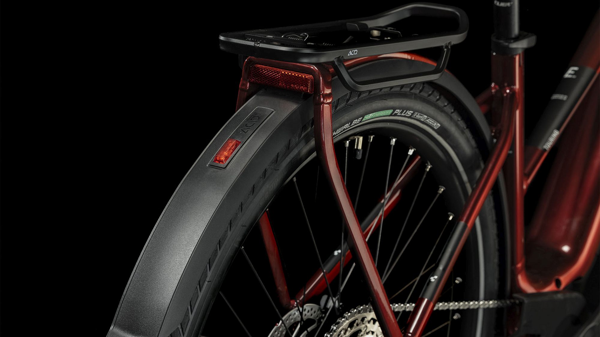 TOURING HYBRID EXC 625 RED/WHITE