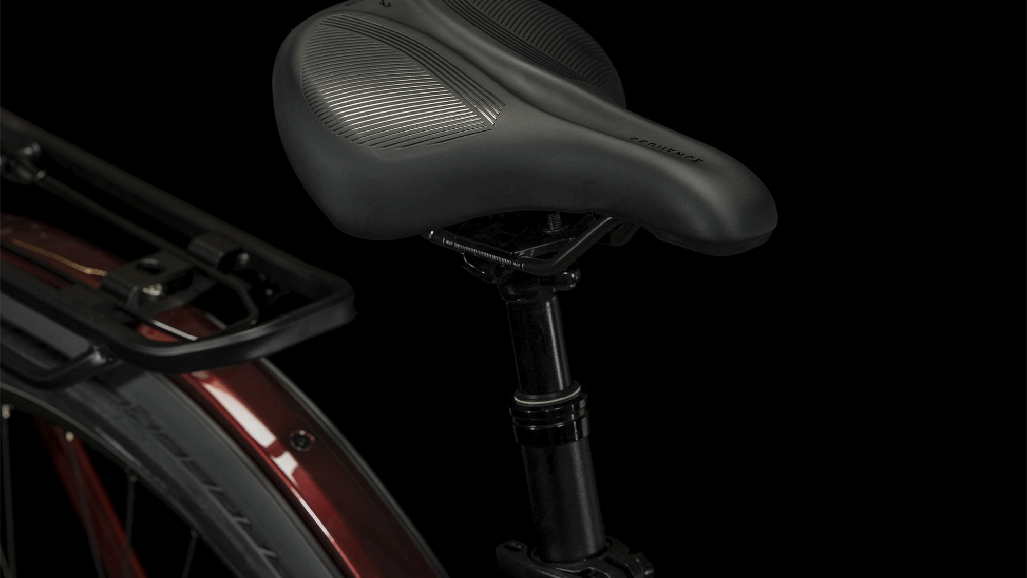 TOURING HYBRID EXC 625 RED/WHITE