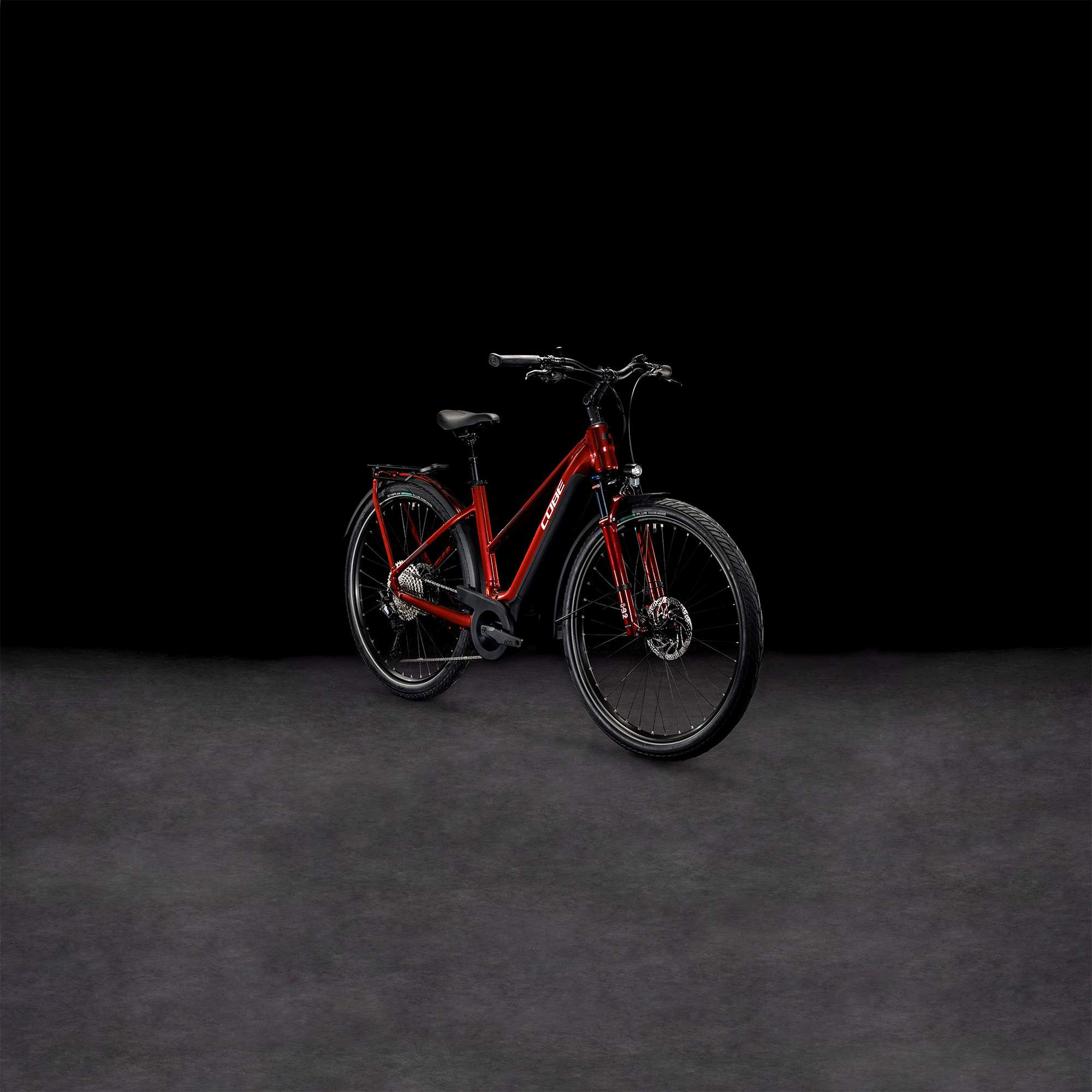 TOURING HYBRID EXC 625 RED/WHITE