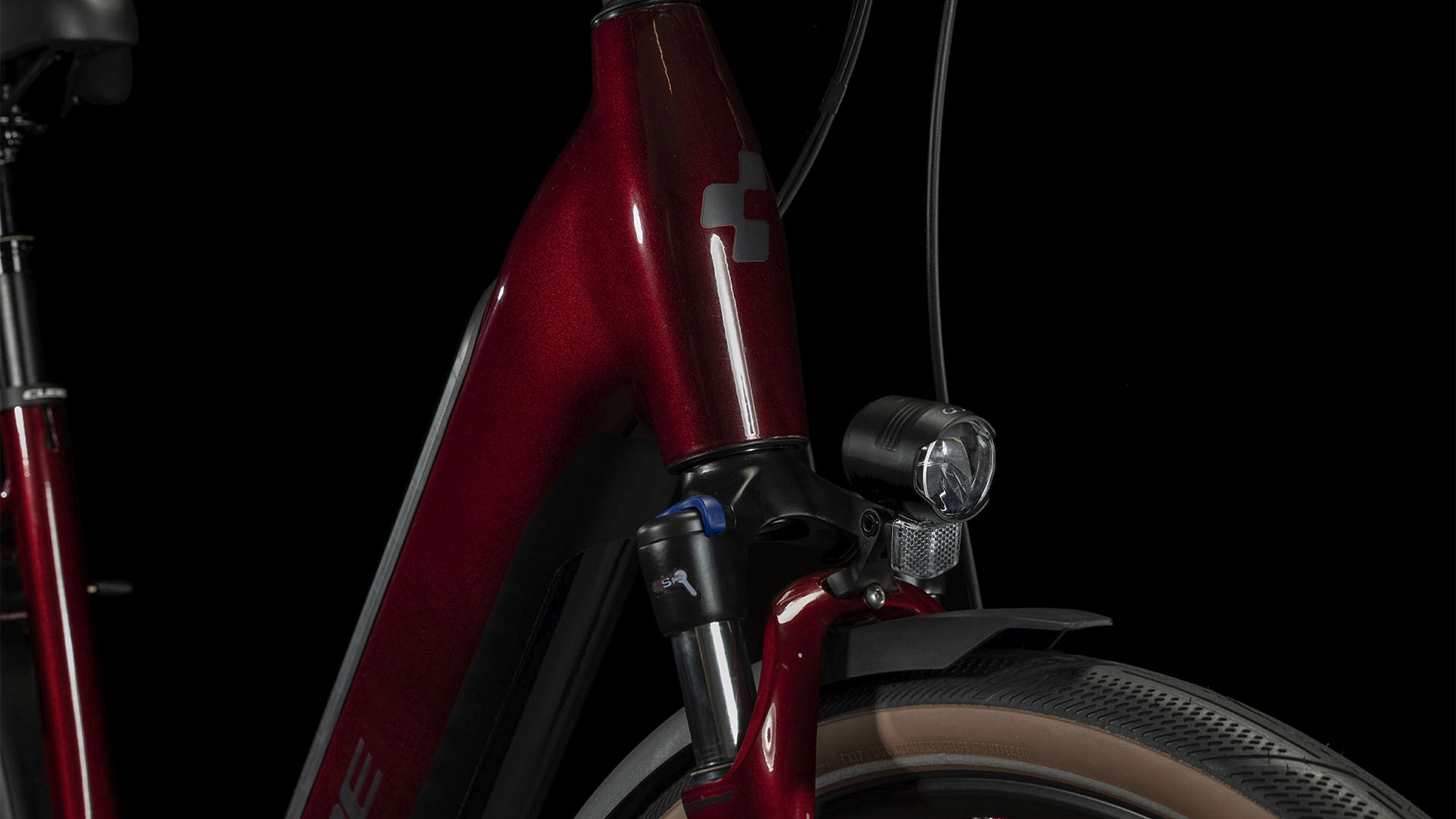 SUPREME HYBRID PRO 625 RED/BLACK