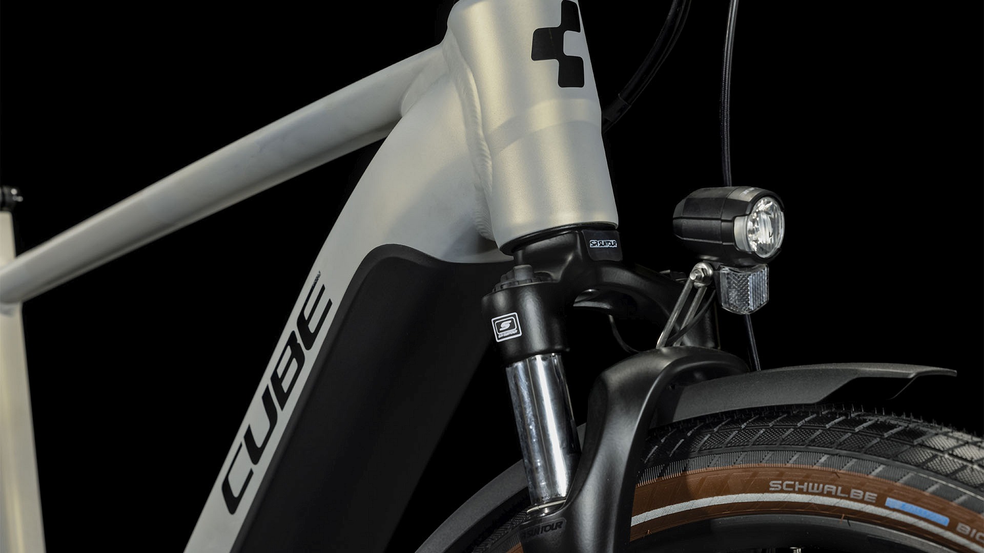 TOURING HYBRID PRO 625 PEARLYSILVER