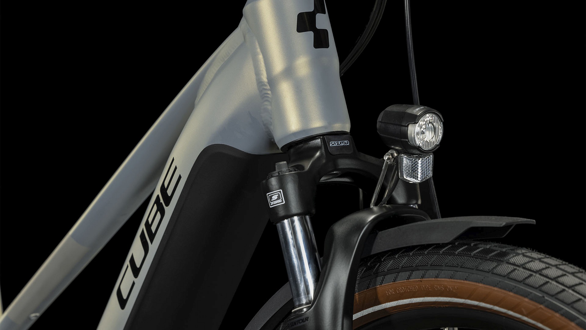 TOURING HYBRID PRO 625 PEARLYSILVER