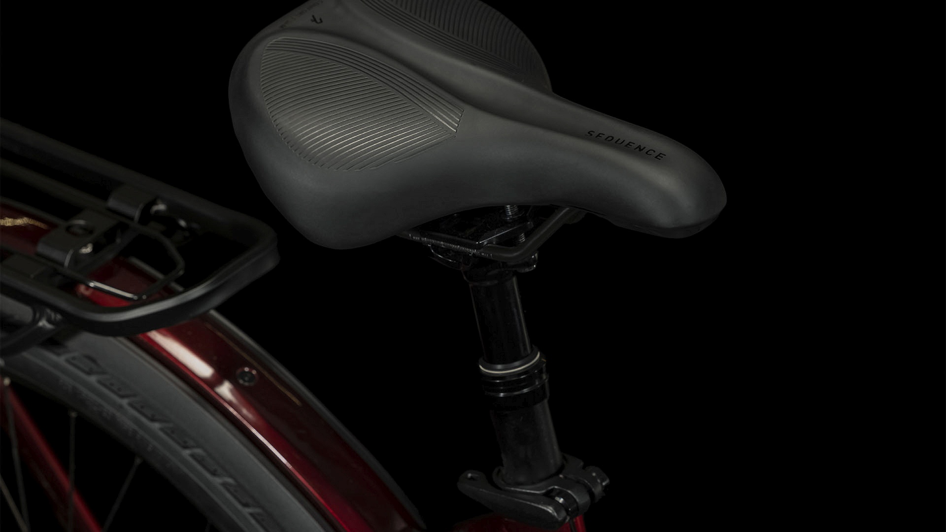 TOURING HYBRID EXC 625 RED/WHITE