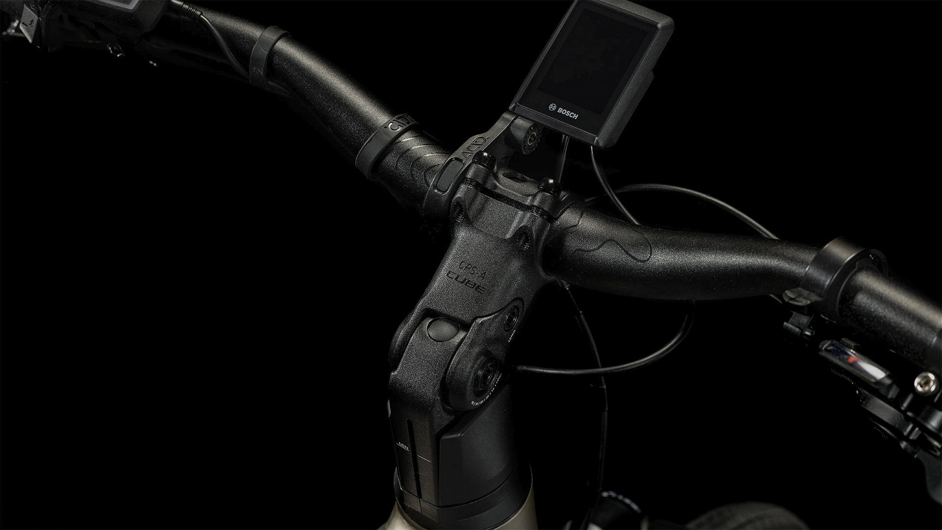 KATHMANDU HYBRID PRO 750 FLASHSTONE/BLK