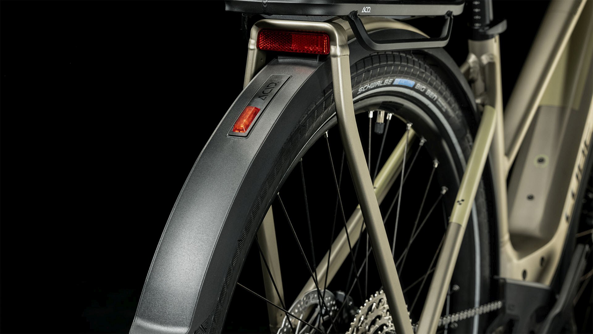 KATHMANDU HYBRID PRO 750 FLASHSTONE/BLK