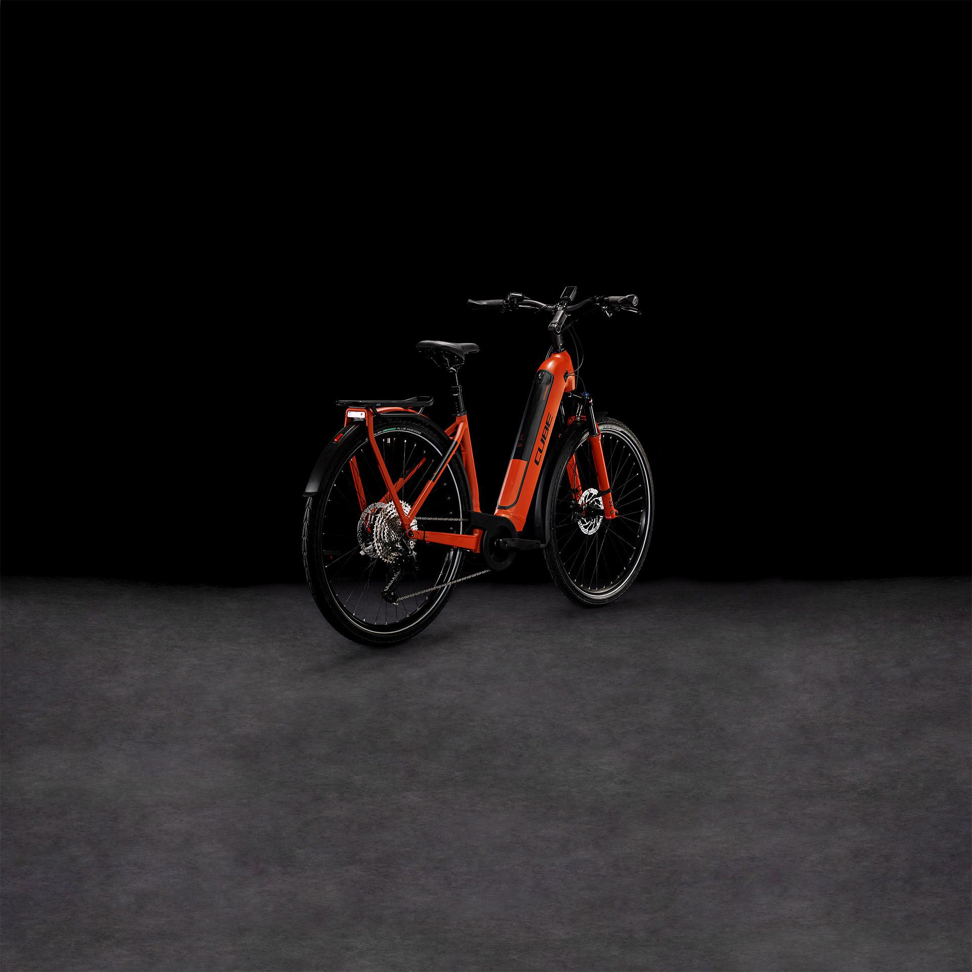 KATHMANDU HYBRID EXC 750 RED/BLACK