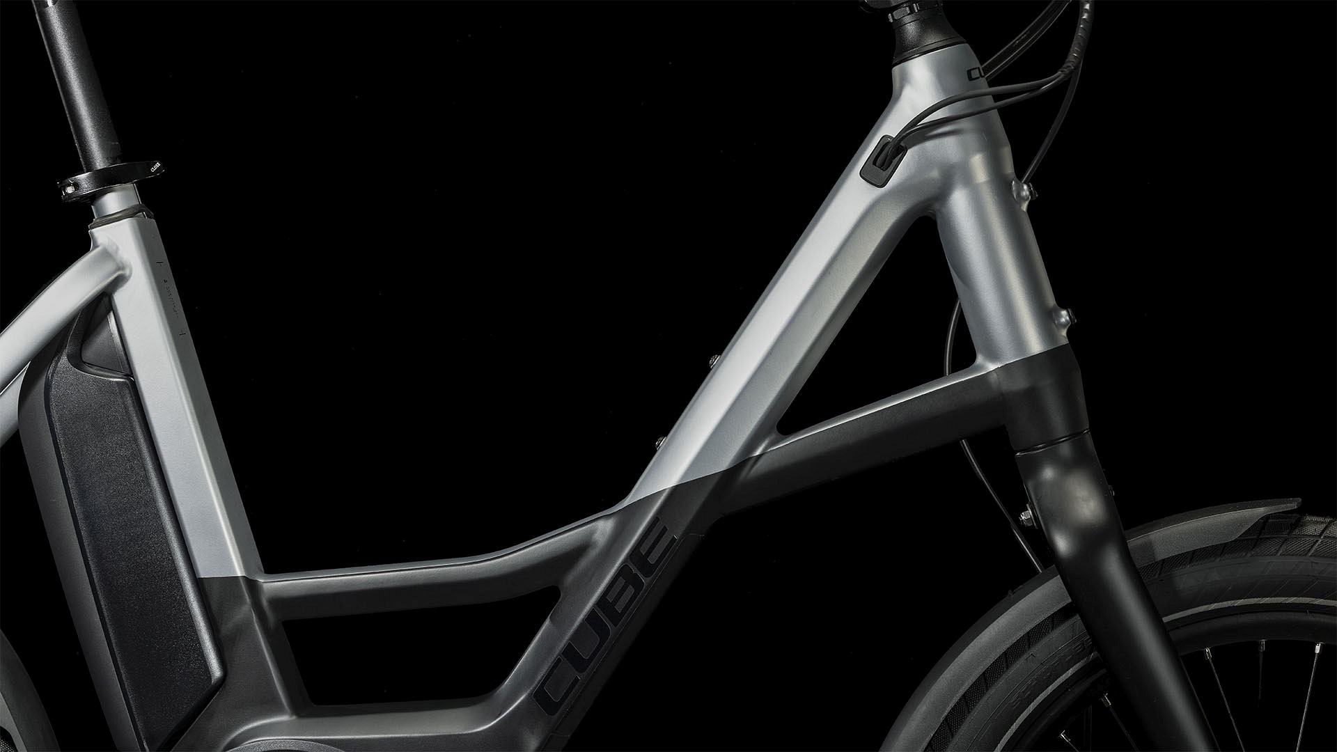 COMPACT SPORT HYBRID 500 BLACK/POLARSIL