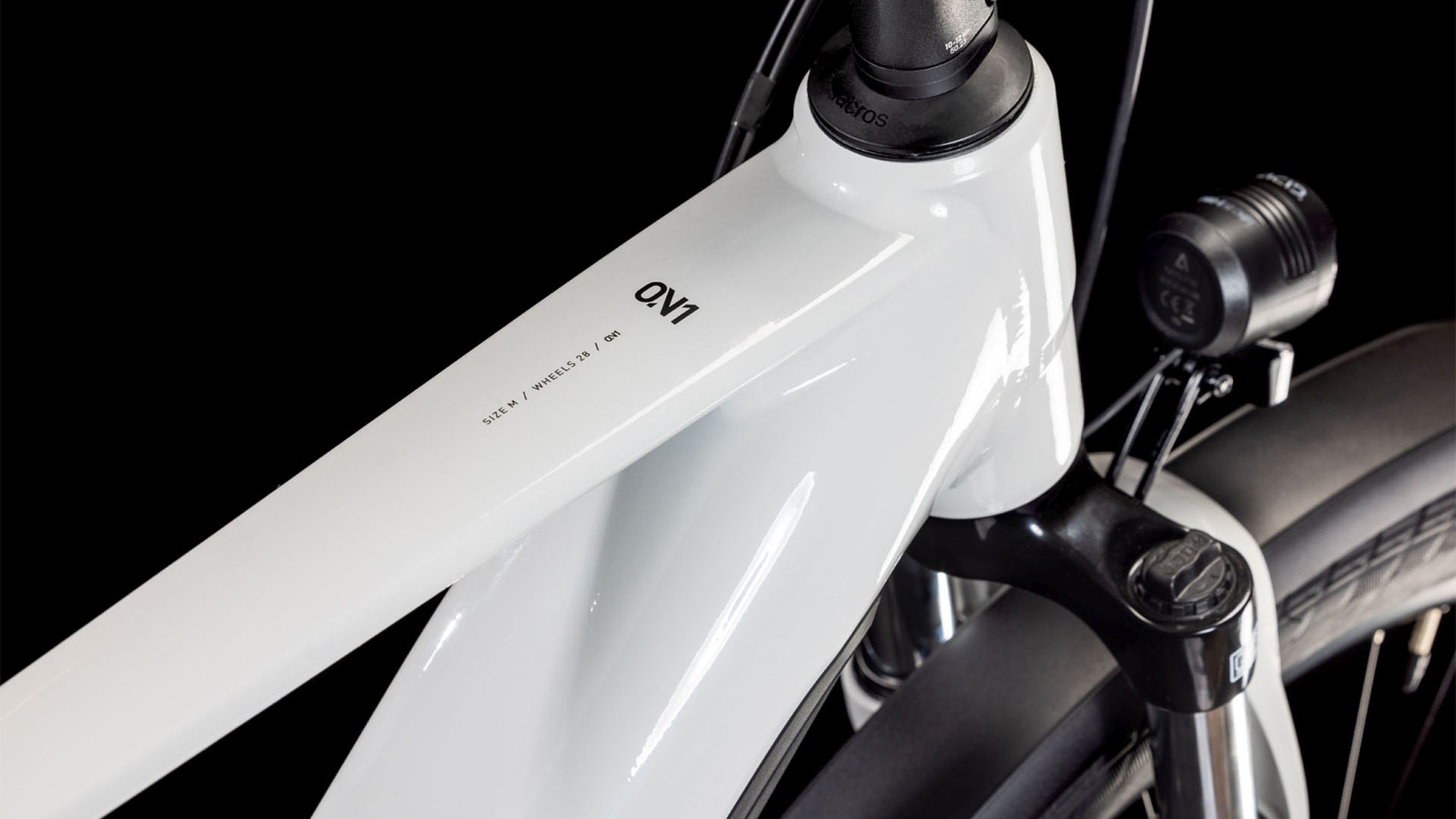 TOURING HYBRID ONE 500