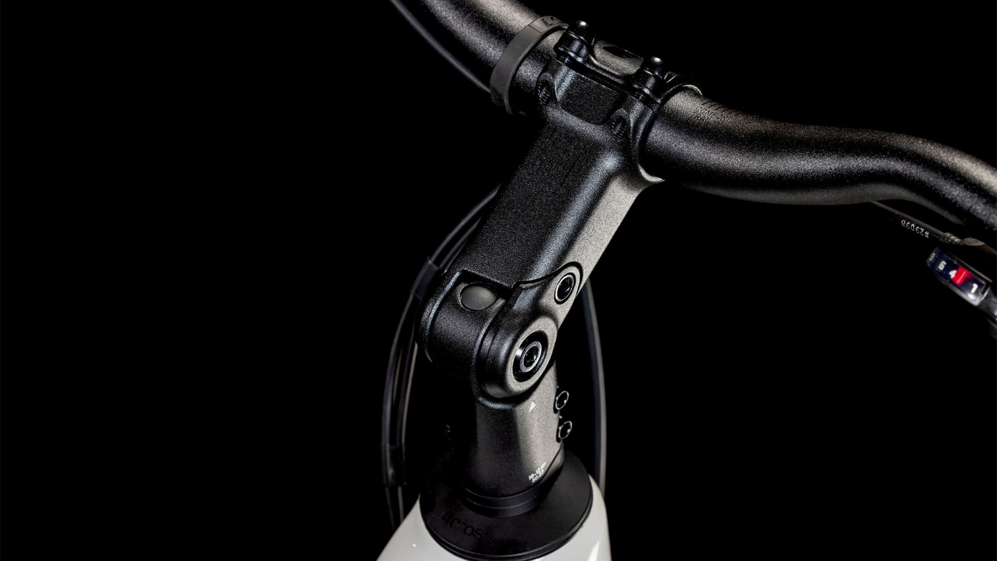 TOURING HYBRID ONE 625