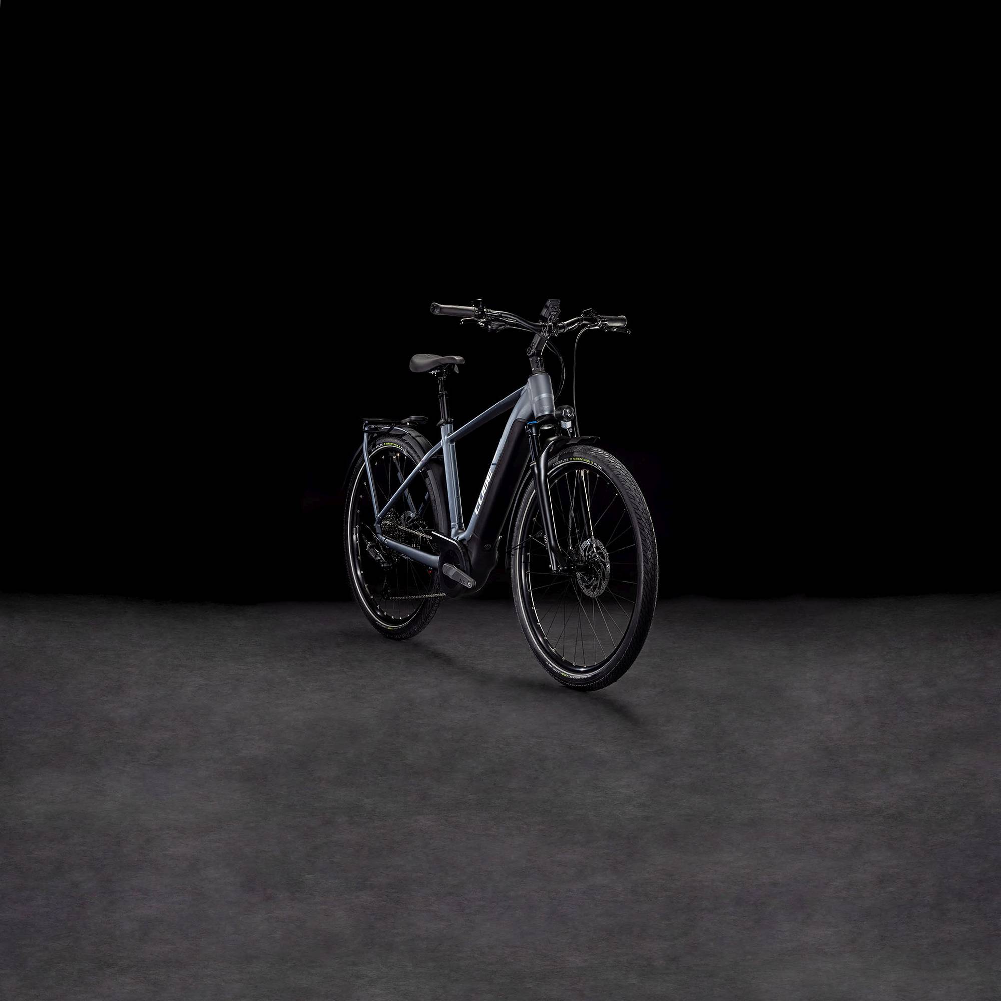 TOURING HYBRID PRO 625