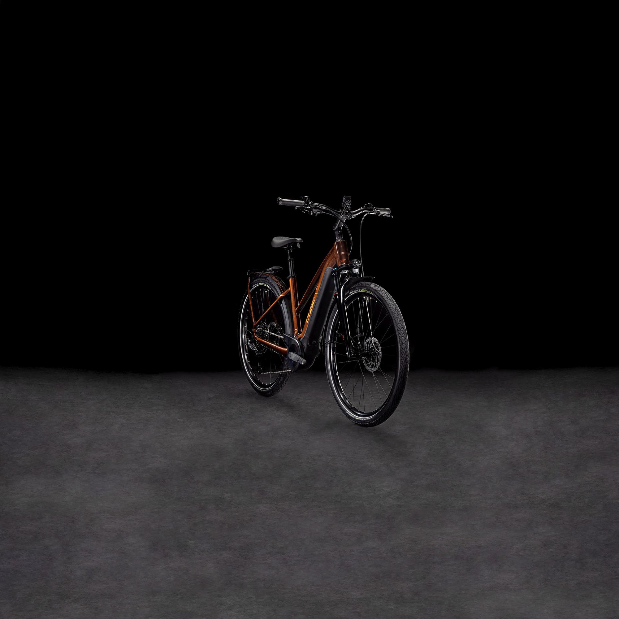TOURING HYBRID PRO 625