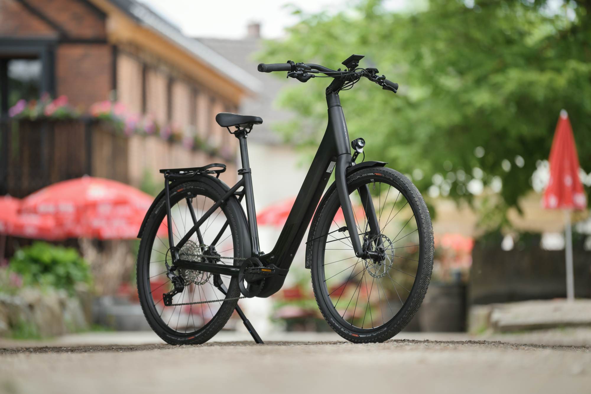 KATHMANDU HYBRID C:62 SLX 400X